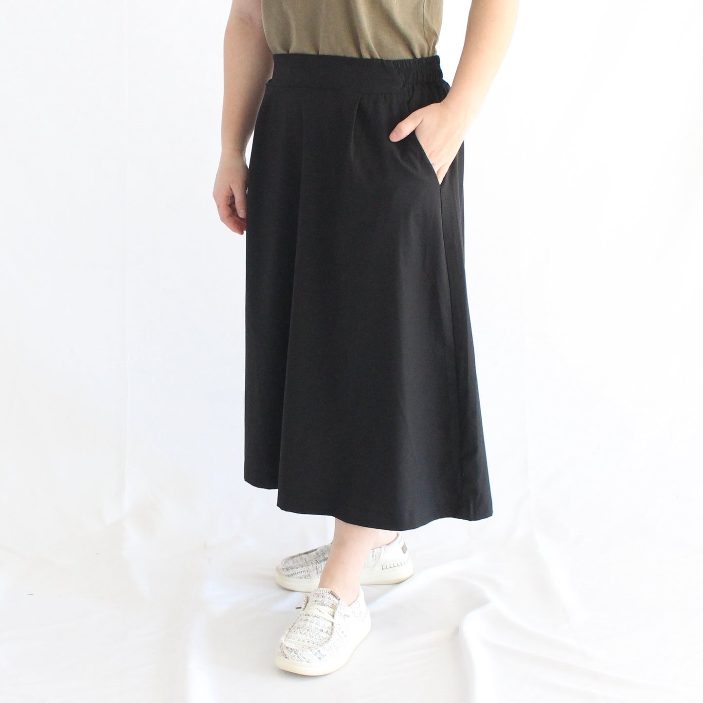 The Briar - Black A-Line Midi Skirt