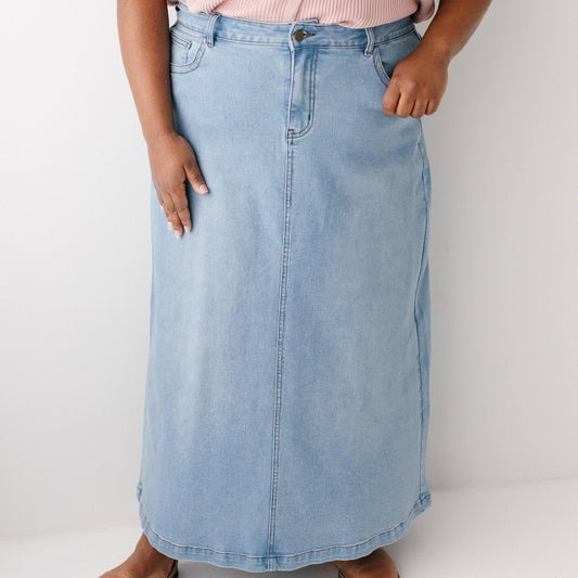 Renee - A-Line Stretch Denim Maxi Skirt Light Wash