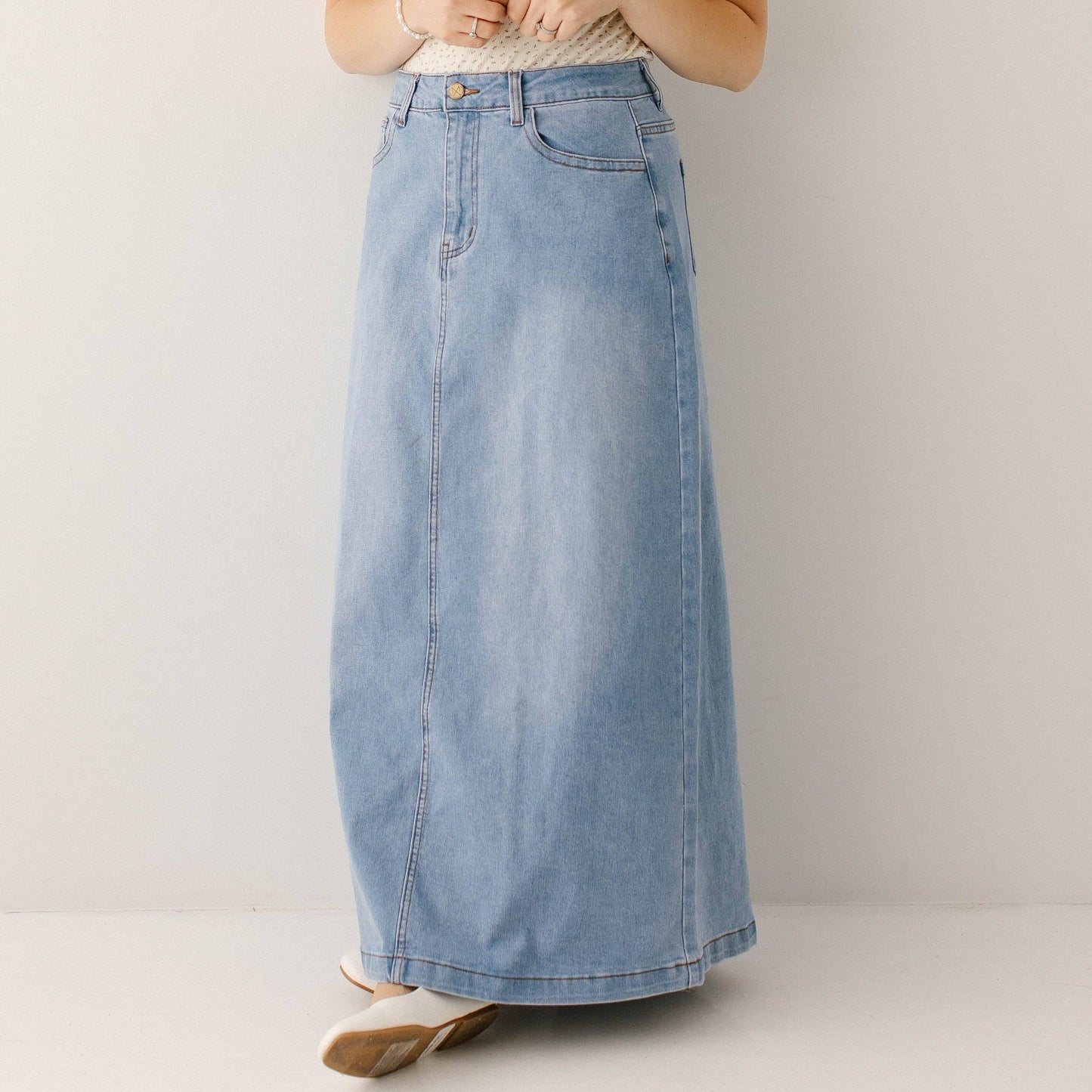 Renee - A-Line Stretch Denim Maxi Skirt Light Wash