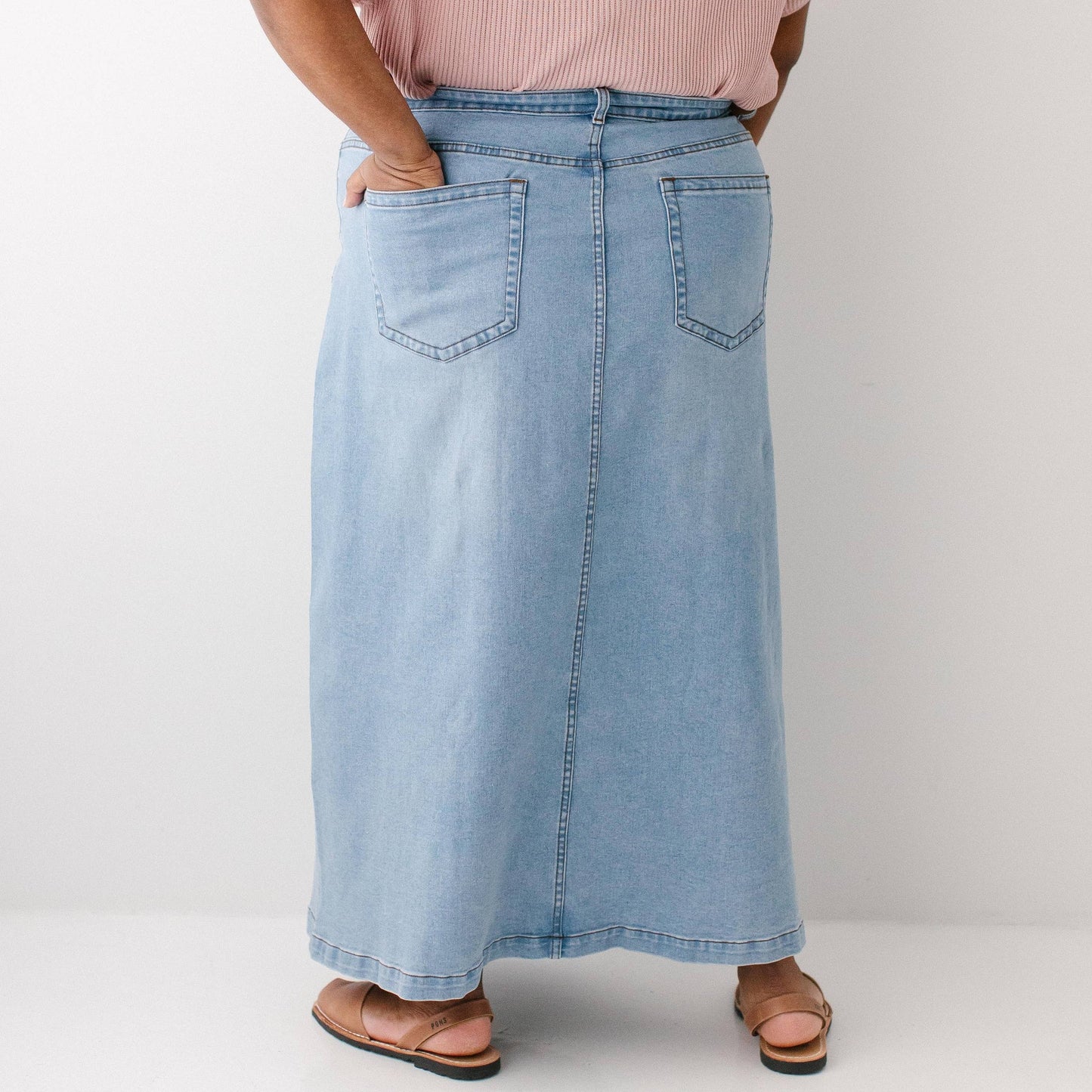 Renee - A-Line Stretch Denim Maxi Skirt Light Wash