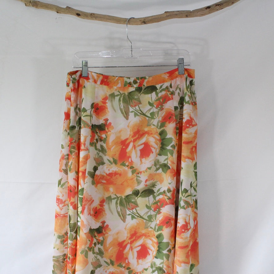 Preloved Size Medium Floral Skirt