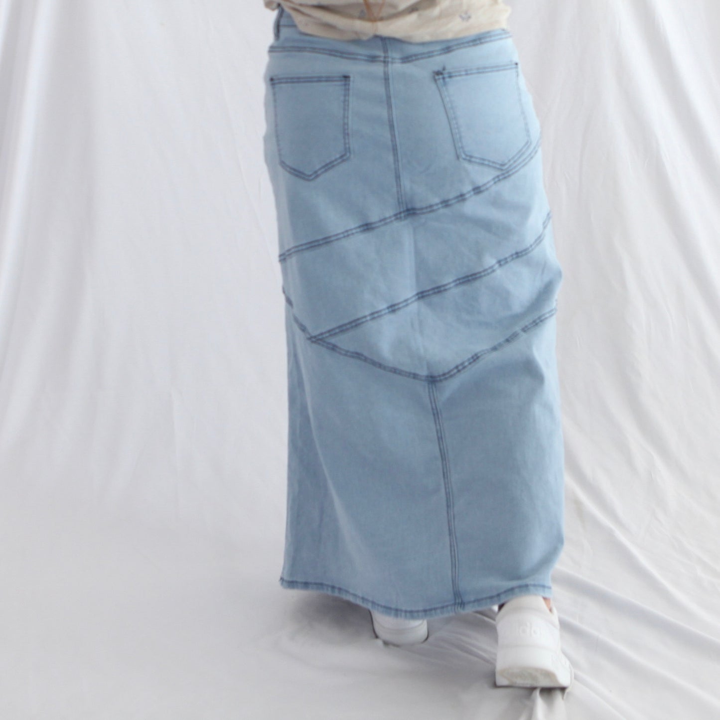 The Edith - Light Wash Maxi Skirt
