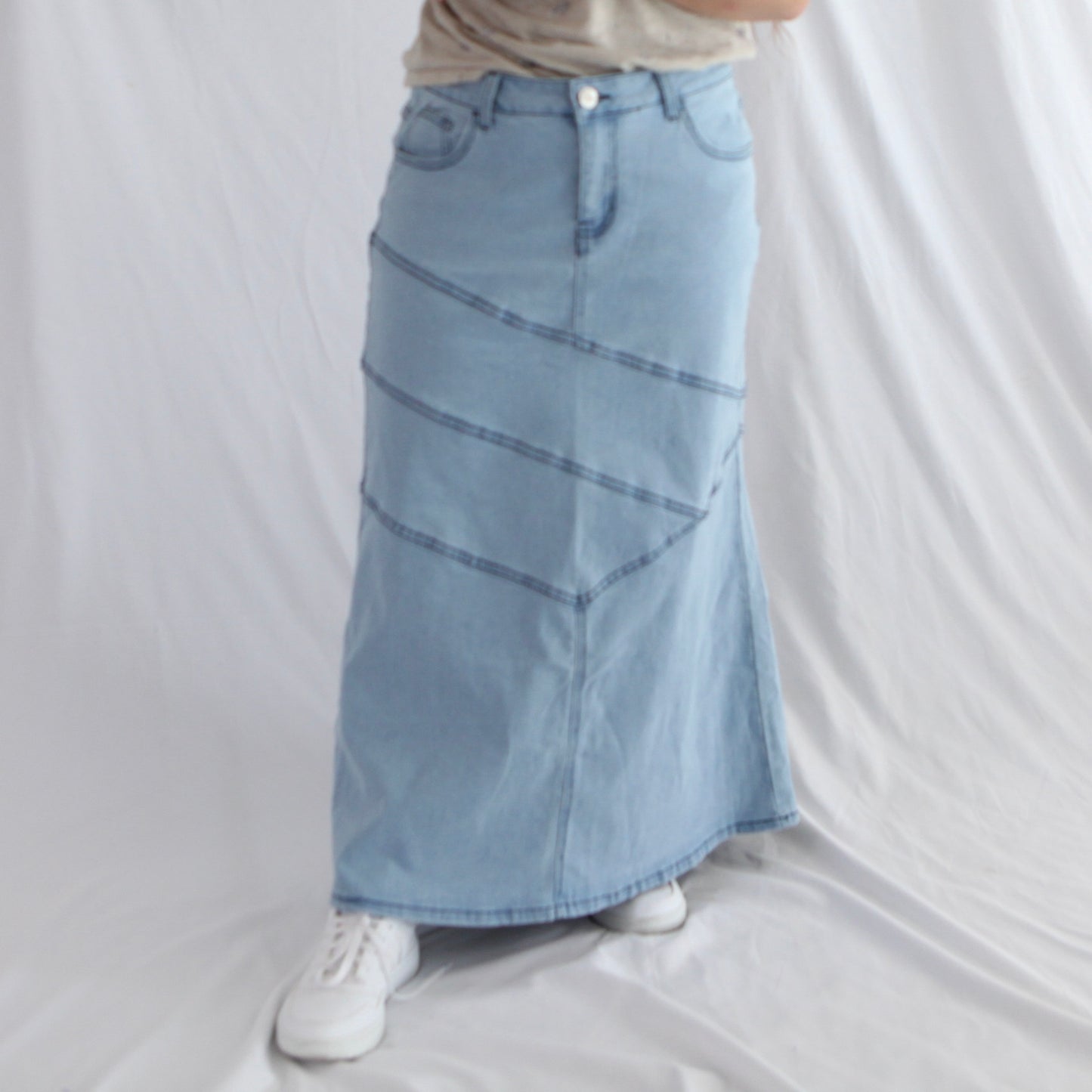 The Edith - Light Wash Maxi Skirt