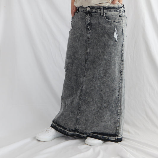 The Lauren - Distressed Black Denim