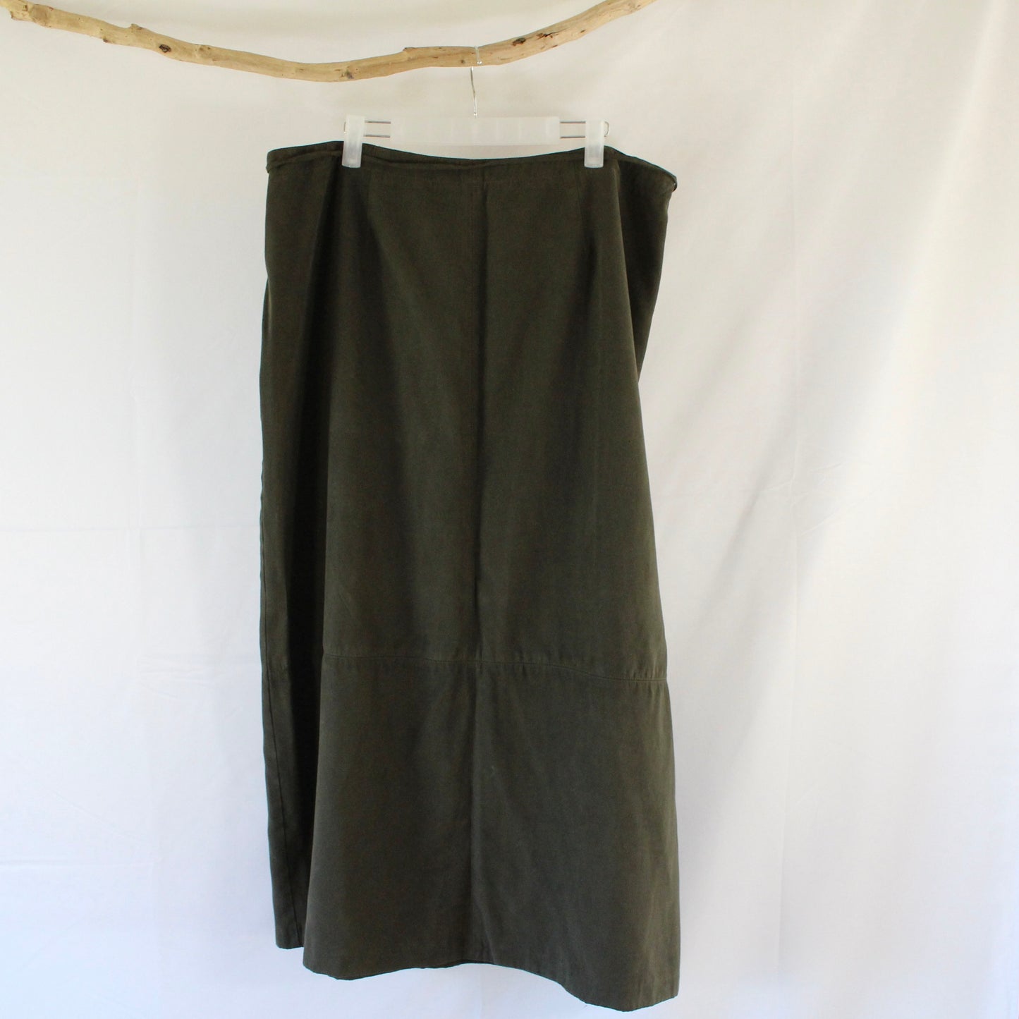 Preloved Size XL Soft Green Maxi Skirt