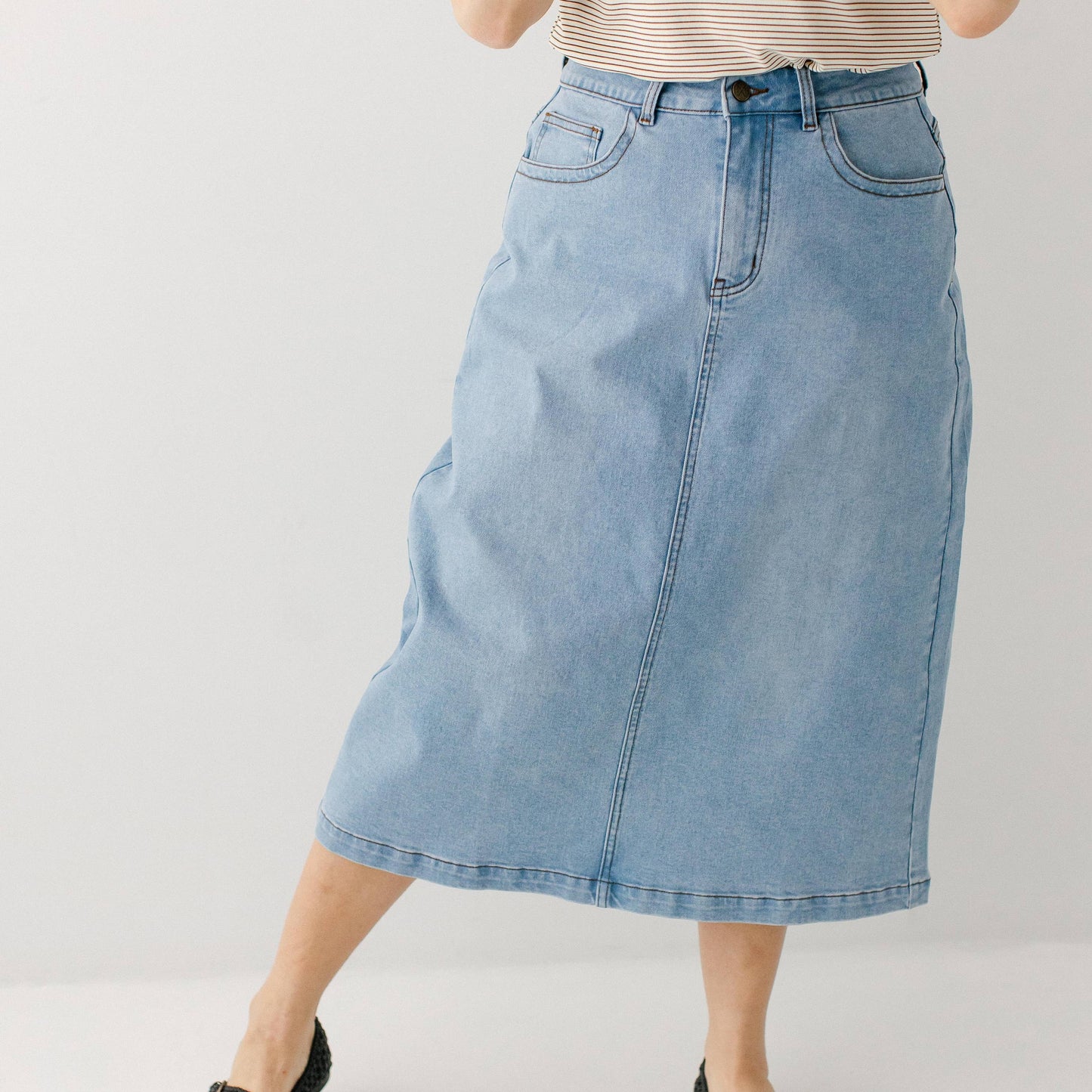 Renee - Midi A-Line Stretch Denim Skirt Light Wash