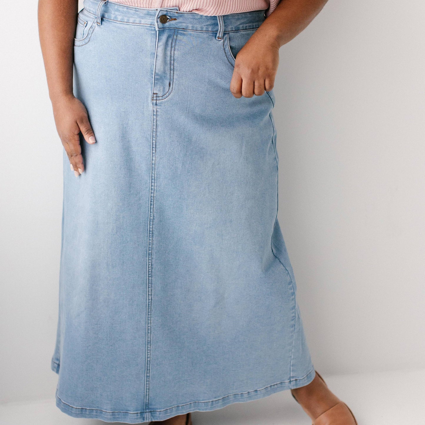 Renee - A-Line Stretch Denim Maxi Skirt Light Wash